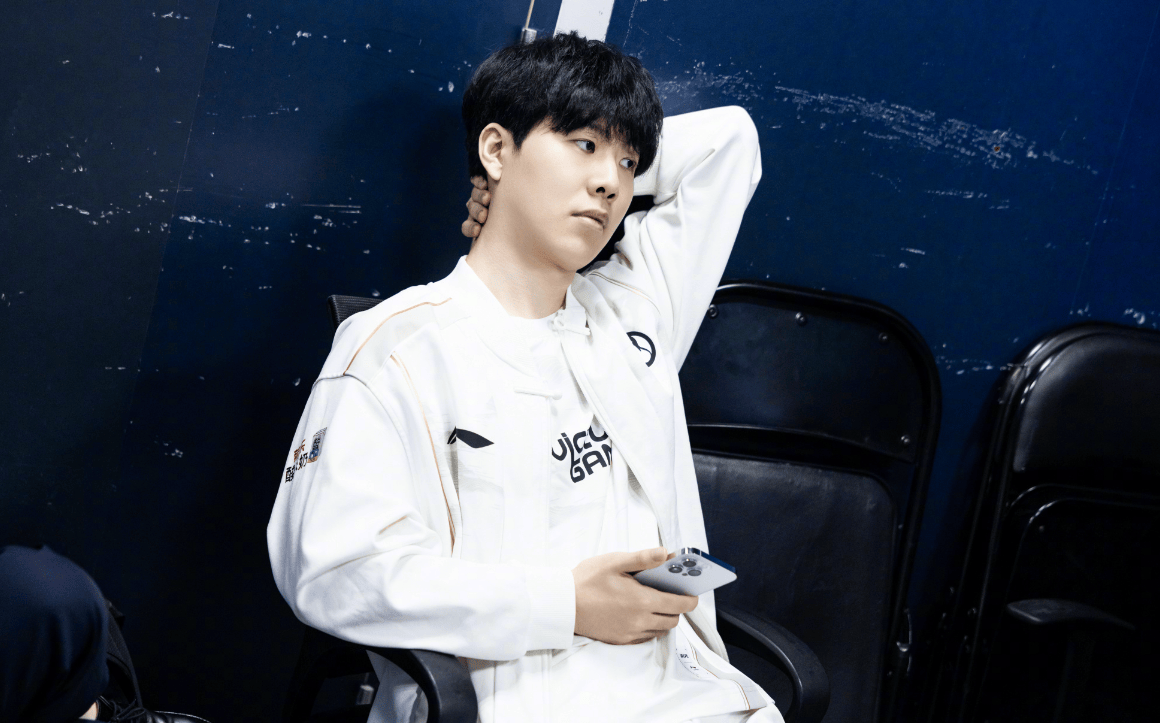 体育逐梦十四运：奥运联队选手曹源 陈艾森拿下双人男子十米跳台冠军